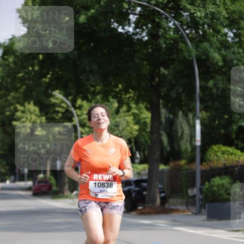 15.06.2025 - REWE Women's Run Jannik Wohlers http://msf.ph/oto/7939887 15.06.2025 08:45:01 Laufen 10838 meine-sportfotos.de