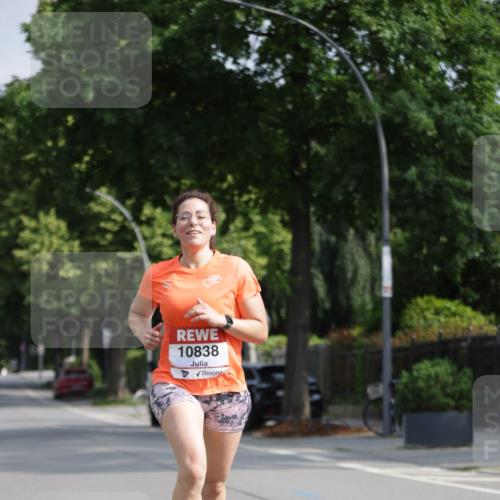 15.06.2025 - REWE Women's Run Jannik Wohlers http://msf.ph/oto/7939891 15.06.2025 08:45:01 Laufen 10838 meine-sportfotos.de