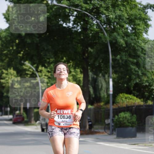 15.06.2025 - REWE Women's Run Jannik Wohlers http://msf.ph/oto/7939902 15.06.2025 08:45:01 Laufen 10838 meine-sportfotos.de