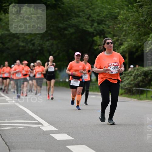 15.06.2025 - REWE Women's Run Dr. Thomas Lammeyer http://msf.ph/oto/7939980 15.06.2025 09:20:45 Laufen 10658 meine-sportfotos.de