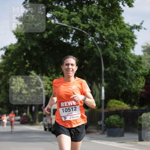 15.06.2025 - REWE Women's Run Jannik Wohlers http://msf.ph/oto/7939990 15.06.2025 08:45:11 Laufen 10512 meine-sportfotos.de