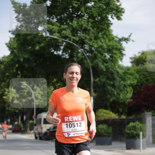 15.06.2025 - REWE Women's Run Jannik Wohlers http://msf.ph/oto/7940005 15.06.2025 08:45:11 Laufen 10512 meine-sportfotos.de