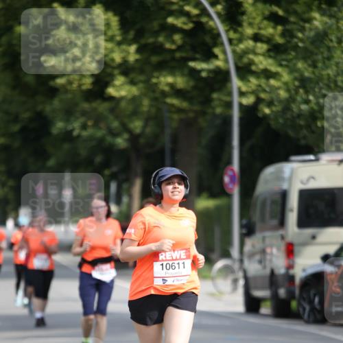 15.06.2025 - REWE Women's Run Jannik Wohlers http://msf.ph/oto/7940011 15.06.2025 09:58:01 Laufen 10611 meine-sportfotos.de