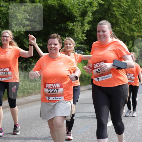 15.06.2025 - REWE Women's Run Jannik Wohlers http://msf.ph/oto/7940016 15.06.2025 10:14:57 Laufen 5689, 550, 5182, 5587 meine-sportfotos.de