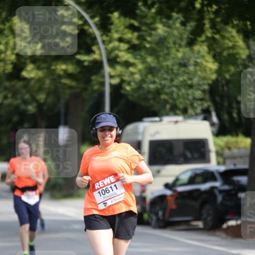 15.06.2025 - REWE Women's Run Jannik Wohlers http://msf.ph/oto/7940071 15.06.2025 09:58:02 Laufen 10611 meine-sportfotos.de