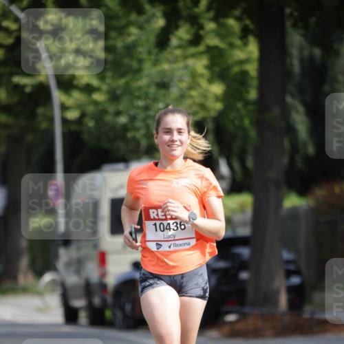 15.06.2025 - REWE Women's Run Jannik Wohlers http://msf.ph/oto/7940076 15.06.2025 08:45:18 Laufen 10436 meine-sportfotos.de