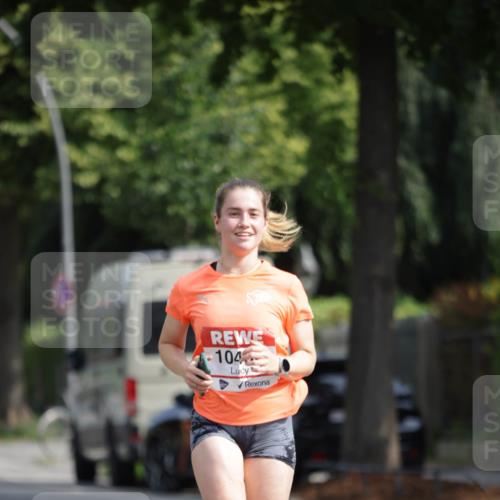 15.06.2025 - REWE Women's Run Jannik Wohlers http://msf.ph/oto/7940080 15.06.2025 08:45:18 Laufen 104 meine-sportfotos.de