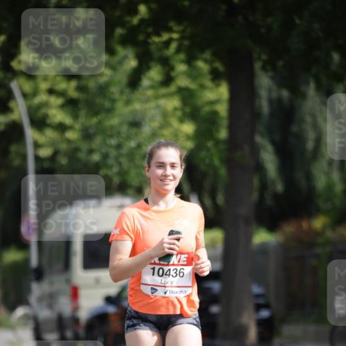 15.06.2025 - REWE Women's Run Jannik Wohlers http://msf.ph/oto/7940090 15.06.2025 08:45:18 Laufen 10436 meine-sportfotos.de