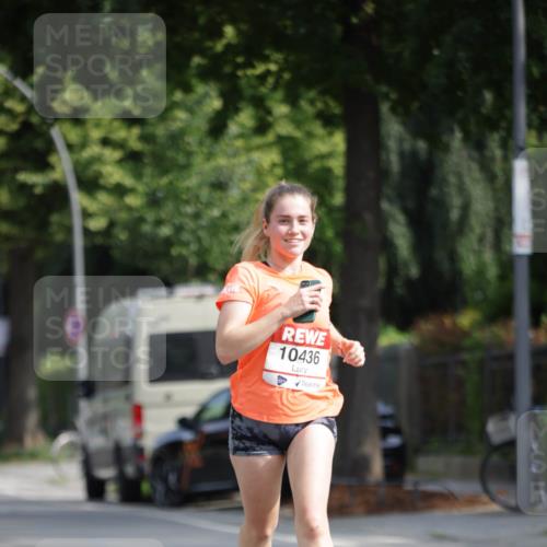 15.06.2025 - REWE Women's Run Jannik Wohlers http://msf.ph/oto/7940103 15.06.2025 08:45:18 Laufen 10436 meine-sportfotos.de