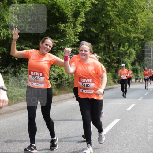 15.06.2025 - REWE Women's Run Jannik Wohlers http://msf.ph/oto/7940104 15.06.2025 10:14:59 Laufen 5500, 5182 meine-sportfotos.de