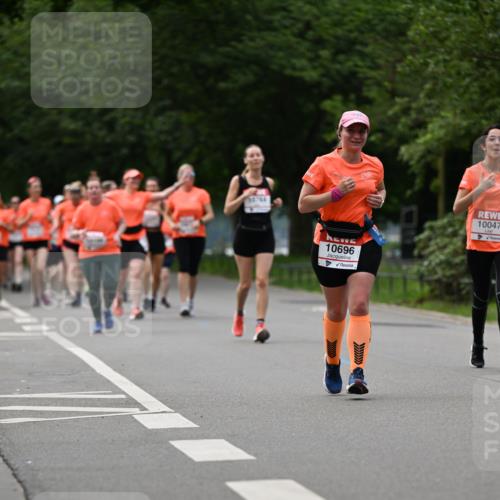 15.06.2025 - REWE Women's Run Dr. Thomas Lammeyer http://msf.ph/oto/7940125 15.06.2025 09:20:48 Laufen 10696, 10047 meine-sportfotos.de