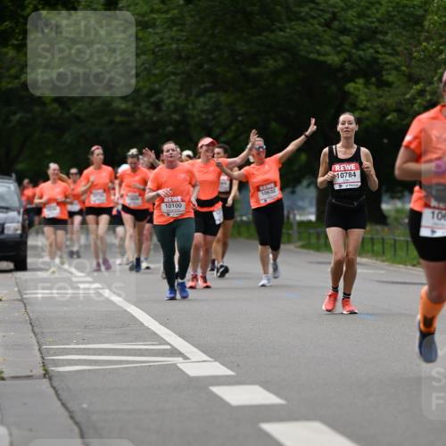 15.06.2025 - REWE Women's Run Dr. Thomas Lammeyer http://msf.ph/oto/7940165 15.06.2025 09:20:50 Laufen 10100, 10784 meine-sportfotos.de