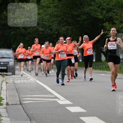 15.06.2025 - REWE Women's Run Dr. Thomas Lammeyer http://msf.ph/oto/7940203 15.06.2025 09:20:50 Laufen 10632, 10100, 10784 meine-sportfotos.de