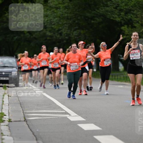 15.06.2025 - REWE Women's Run Dr. Thomas Lammeyer http://msf.ph/oto/7940216 15.06.2025 09:20:51 Laufen 10100, 10632, 10784 meine-sportfotos.de