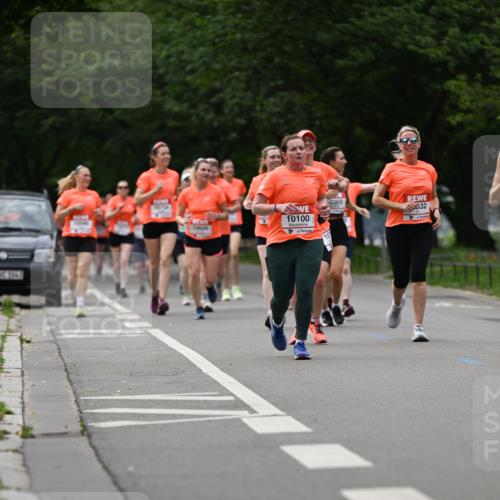 15.06.2025 - REWE Women's Run Dr. Thomas Lammeyer http://msf.ph/oto/7940234 15.06.2025 09:20:51 Laufen 10100 meine-sportfotos.de