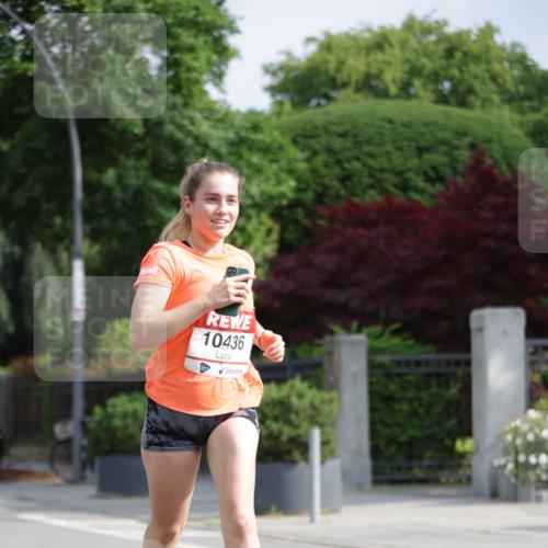 15.06.2025 - REWE Women's Run Jannik Wohlers http://msf.ph/oto/7940236 15.06.2025 08:45:19 Laufen 10436 meine-sportfotos.de