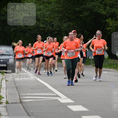 15.06.2025 - REWE Women's Run Dr. Thomas Lammeyer http://msf.ph/oto/7940240 15.06.2025 09:20:51 Laufen 10100, 10632 meine-sportfotos.de