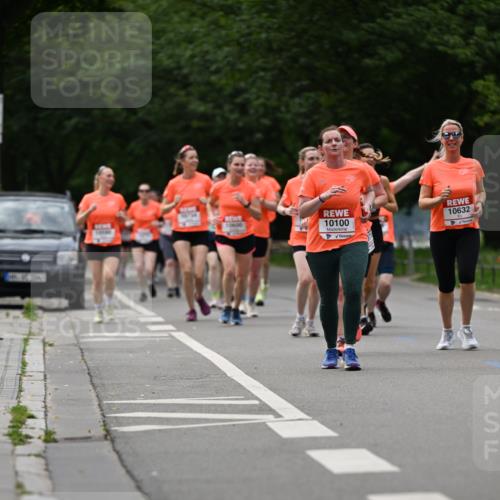 15.06.2025 - REWE Women's Run Dr. Thomas Lammeyer http://msf.ph/oto/7940266 15.06.2025 09:20:52 Laufen 10100, 10632 meine-sportfotos.de