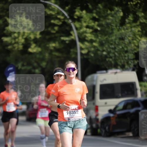 15.06.2025 - REWE Women's Run Jannik Wohlers http://msf.ph/oto/7940280 15.06.2025 08:45:24 Laufen 10352 meine-sportfotos.de