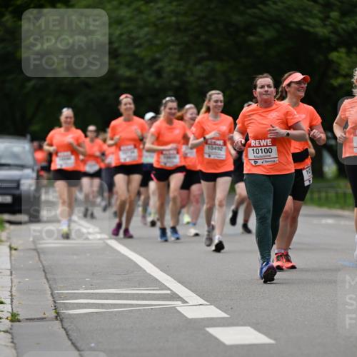 15.06.2025 - REWE Women's Run Dr. Thomas Lammeyer http://msf.ph/oto/7940307 15.06.2025 09:20:53 Laufen 10492, 10100 meine-sportfotos.de