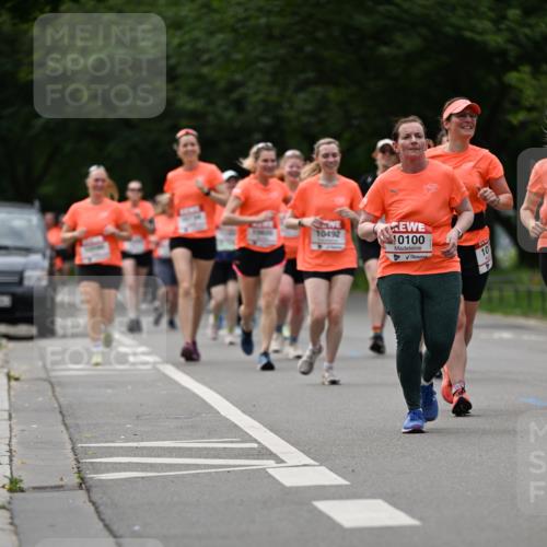 15.06.2025 - REWE Women's Run Dr. Thomas Lammeyer http://msf.ph/oto/7940317 15.06.2025 09:20:53 Laufen 10492, 0100 meine-sportfotos.de