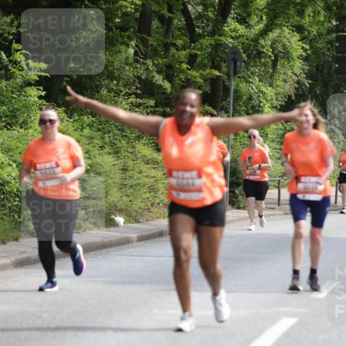 15.06.2025 - REWE Women's Run Jannik Wohlers http://msf.ph/oto/7940324 15.06.2025 10:15:05 Laufen 5523, 040, 2, 5049 meine-sportfotos.de