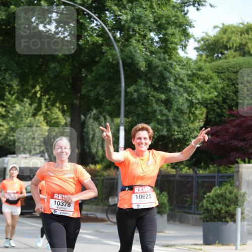 15.06.2025 - REWE Women's Run Jannik Wohlers http://msf.ph/oto/7940333 15.06.2025 09:58:14 Laufen 10378, 10625 meine-sportfotos.de