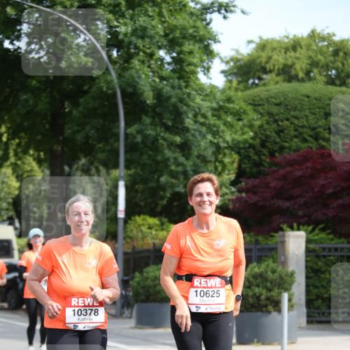 15.06.2025 - REWE Women's Run Jannik Wohlers http://msf.ph/oto/7940366 15.06.2025 09:58:14 Laufen 10378, 10625 meine-sportfotos.de