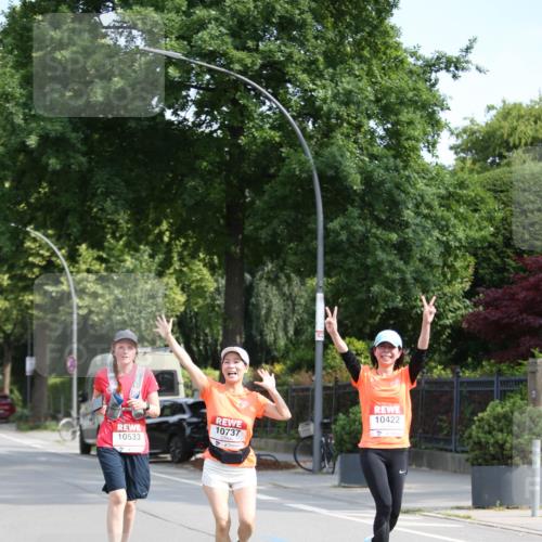 15.06.2025 - REWE Women's Run Jannik Wohlers http://msf.ph/oto/7940393 15.06.2025 09:58:16 Laufen 10737, 10533, 10422 meine-sportfotos.de