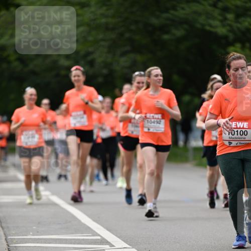 15.06.2025 - REWE Women's Run Dr. Thomas Lammeyer http://msf.ph/oto/7940400 15.06.2025 09:20:55 Laufen 10492, 0100 meine-sportfotos.de