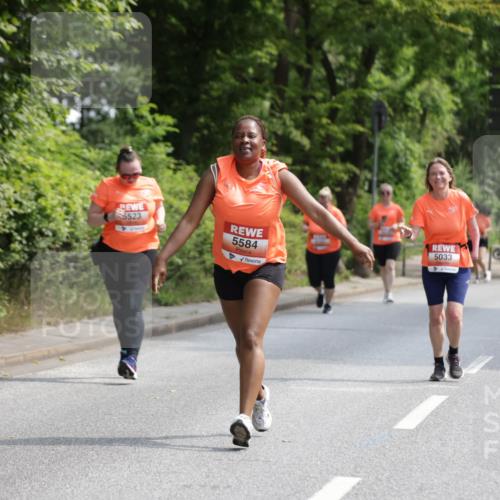 15.06.2025 - REWE Women's Run Jannik Wohlers http://msf.ph/oto/7940416 15.06.2025 10:15:06 Laufen 5523, 5584, 5033 meine-sportfotos.de