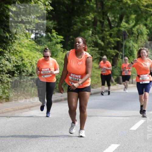 15.06.2025 - REWE Women's Run Jannik Wohlers http://msf.ph/oto/7940446 15.06.2025 10:15:06 Laufen 5523, 5584, 5033 meine-sportfotos.de