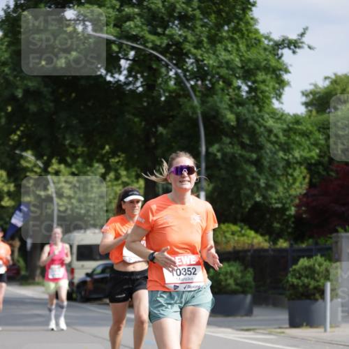 15.06.2025 - REWE Women's Run Jannik Wohlers http://msf.ph/oto/7940460 15.06.2025 08:45:26 Laufen 0352 meine-sportfotos.de