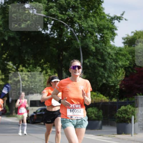 15.06.2025 - REWE Women's Run Jannik Wohlers http://msf.ph/oto/7940465 15.06.2025 08:45:26 Laufen 10352 meine-sportfotos.de