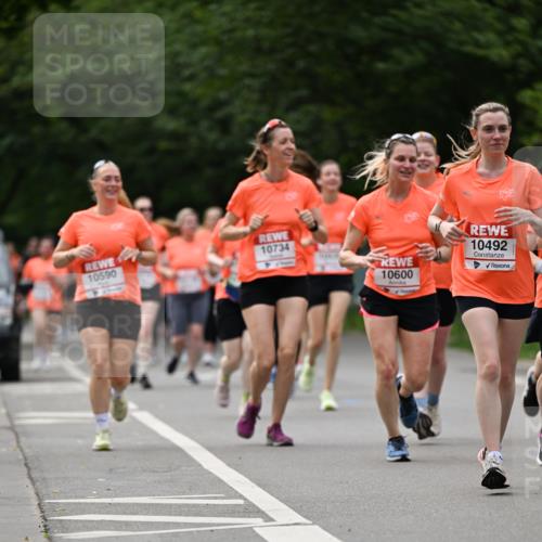 15.06.2025 - REWE Women's Run Dr. Thomas Lammeyer http://msf.ph/oto/7940466 15.06.2025 09:20:56 Laufen 10590, 10734, 10600, 10492 meine-sportfotos.de