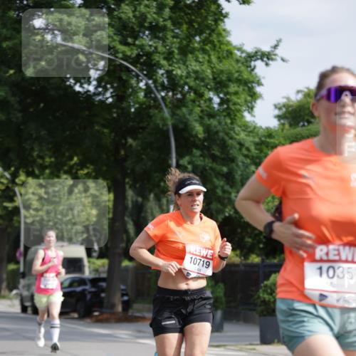 15.06.2025 - REWE Women's Run Jannik Wohlers http://msf.ph/oto/7940497 15.06.2025 08:45:27 Laufen 1035, 10719 meine-sportfotos.de