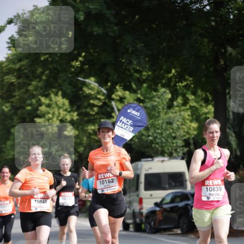 15.06.2025 - REWE Women's Run Jannik Wohlers http://msf.ph/oto/7940511 15.06.2025 08:45:28 Laufen 05, 00, 10344, 10162, 10839, 10644, 10476 meine-sportfotos.de
