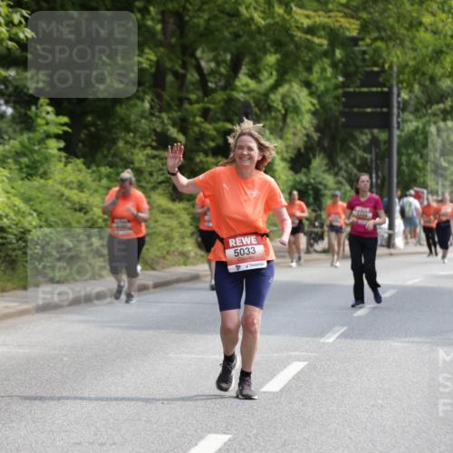15.06.2025 - REWE Women's Run Jannik Wohlers http://msf.ph/oto/7940513 15.06.2025 10:15:08 Laufen 5523, 5033 meine-sportfotos.de
