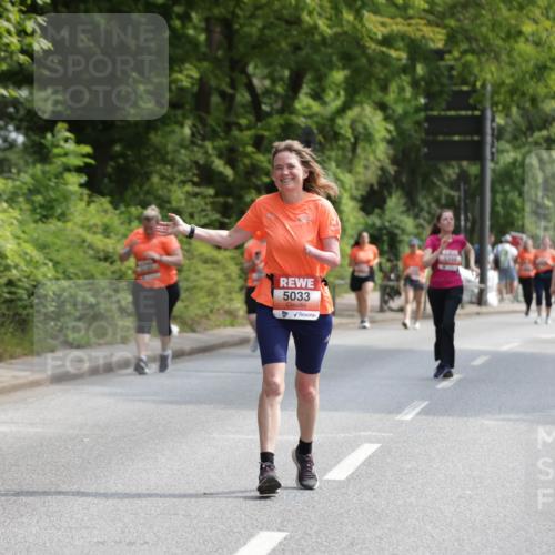 15.06.2025 - REWE Women's Run Jannik Wohlers http://msf.ph/oto/7940542 15.06.2025 10:15:08 Laufen 3, 5033 meine-sportfotos.de