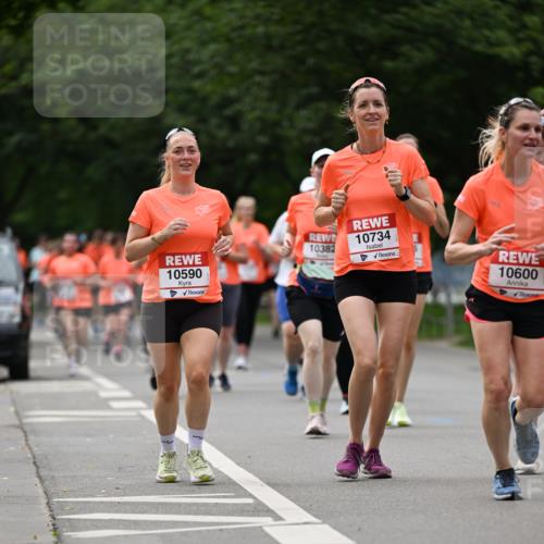 15.06.2025 - REWE Women's Run Dr. Thomas Lammeyer http://msf.ph/oto/7940543 15.06.2025 09:20:58 Laufen 10590, 10382, 10734, 10600 meine-sportfotos.de