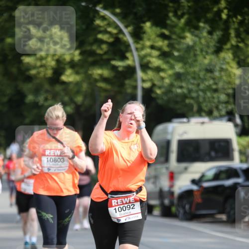15.06.2025 - REWE Women's Run Jannik Wohlers http://msf.ph/oto/7940545 15.06.2025 09:58:21 Laufen 10803, 10092 meine-sportfotos.de