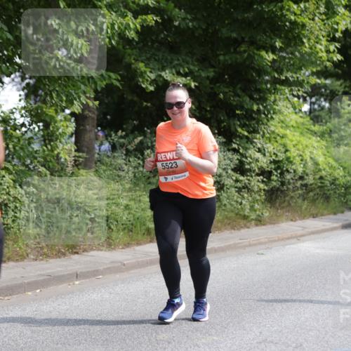 15.06.2025 - REWE Women's Run Jannik Wohlers http://msf.ph/oto/7940582 15.06.2025 10:15:09 Laufen 5523, 503 meine-sportfotos.de