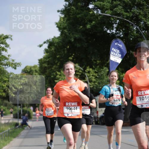 15.06.2025 - REWE Women's Run Jannik Wohlers http://msf.ph/oto/7940585 15.06.2025 08:45:30 Laufen 10644, 10344, 10476, 05, 00, 0874, 1016 meine-sportfotos.de