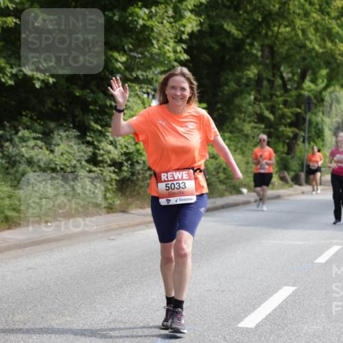 15.06.2025 - REWE Women's Run Jannik Wohlers http://msf.ph/oto/7940654 15.06.2025 10:15:11 Laufen 5033 meine-sportfotos.de