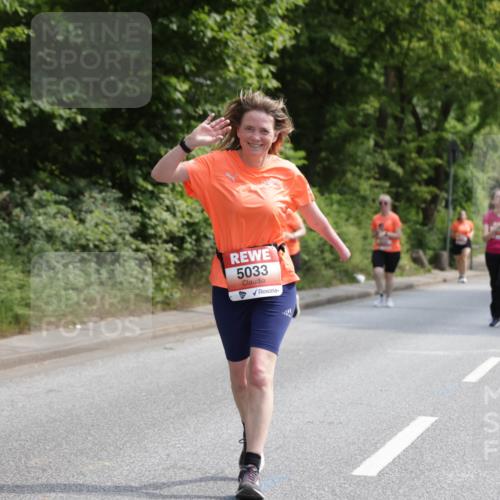 15.06.2025 - REWE Women's Run Jannik Wohlers http://msf.ph/oto/7940671 15.06.2025 10:15:11 Laufen 5033 meine-sportfotos.de