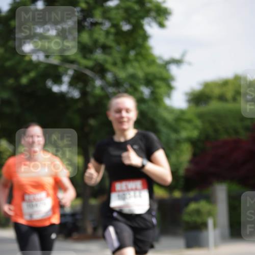 15.06.2025 - REWE Women's Run Jannik Wohlers http://msf.ph/oto/7940675 15.06.2025 08:45:32 Laufen  meine-sportfotos.de