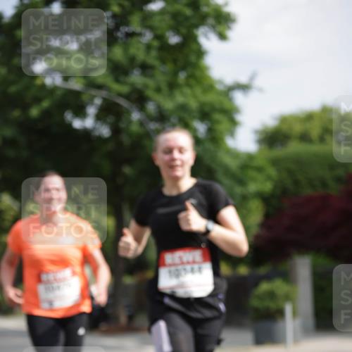 15.06.2025 - REWE Women's Run Jannik Wohlers http://msf.ph/oto/7940679 15.06.2025 08:45:32 Laufen 10744 meine-sportfotos.de