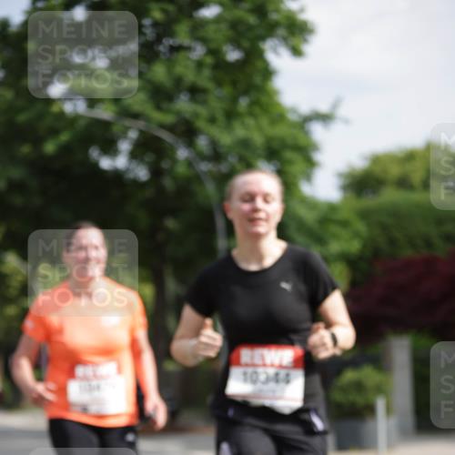 15.06.2025 - REWE Women's Run Jannik Wohlers http://msf.ph/oto/7940686 15.06.2025 08:45:33 Laufen  meine-sportfotos.de