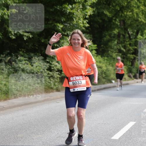 15.06.2025 - REWE Women's Run Jannik Wohlers http://msf.ph/oto/7940698 15.06.2025 10:15:11 Laufen 5033 meine-sportfotos.de
