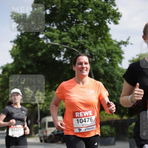 15.06.2025 - REWE Women's Run Jannik Wohlers http://msf.ph/oto/7940710 15.06.2025 08:45:33 Laufen 10423, 10476 meine-sportfotos.de